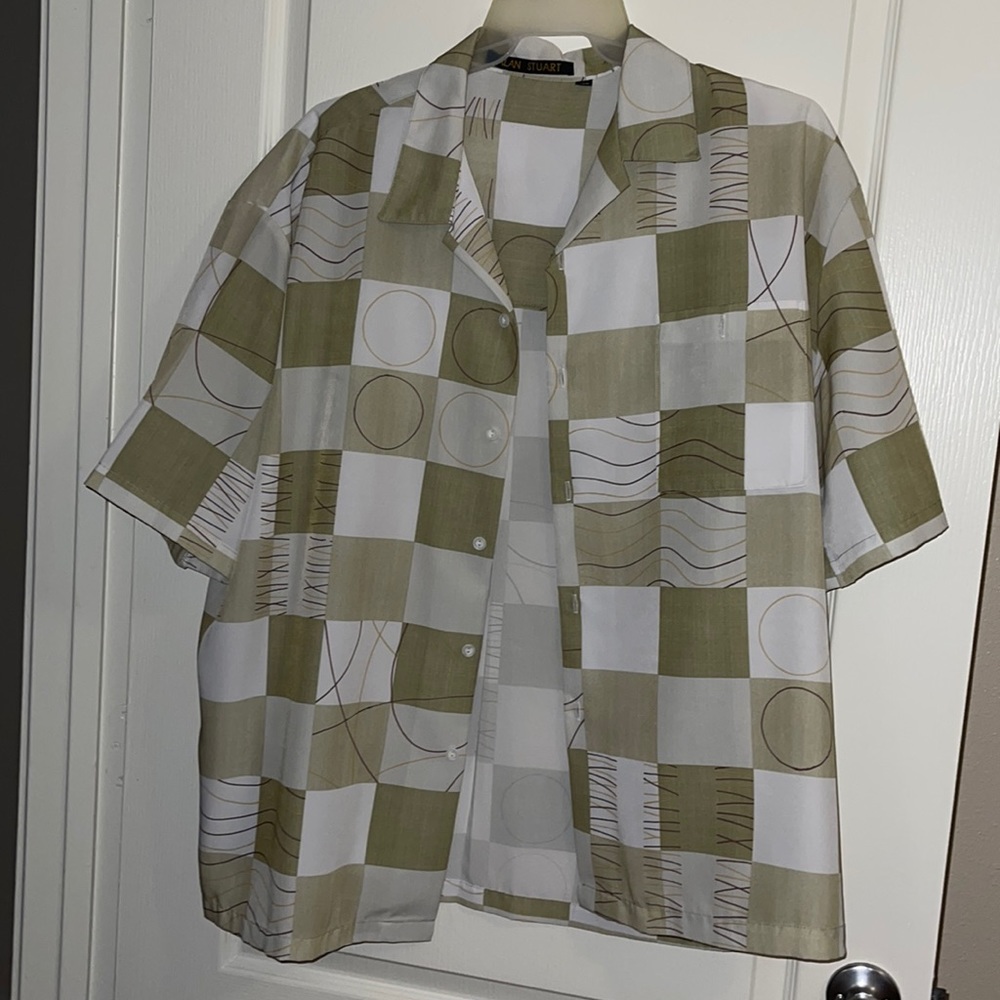Mens short sleeve button shirt